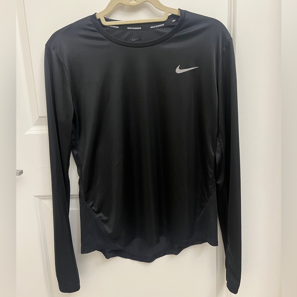 Nike Dri-Fit Top - Black/Small